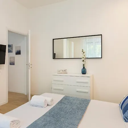 Lägenhet Fantastic Flat Near Sansiro Stadio Milano
